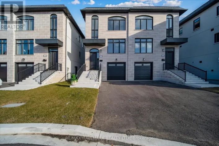 House for sale: 31 ST.GASPAR'S COURT, Toronto