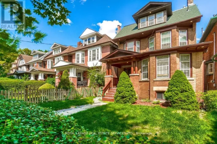 31 TYNDALL AVENUE, Toronto