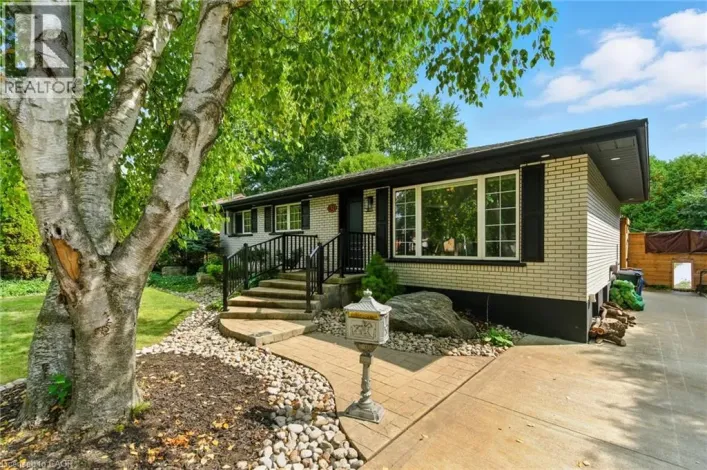 31 VARADI Avenue, Brantford