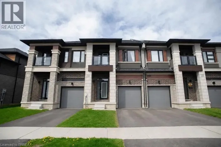 31 WAKELING Drive, Brantford