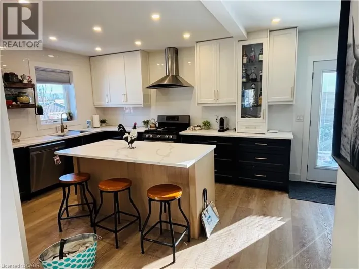 31 WEIR Street S, Hamilton