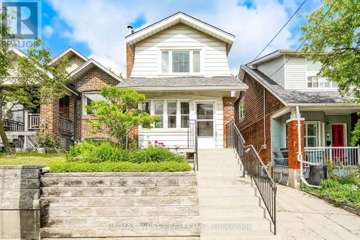 31 WOODMOUNT AVENUE, Toronto
