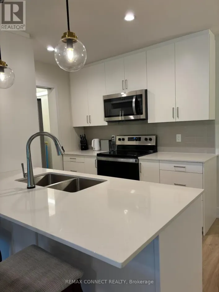 310 - 121 MARY STREET, Clearview