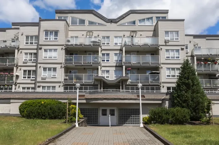 310 14377 103 AVENUE, Surrey