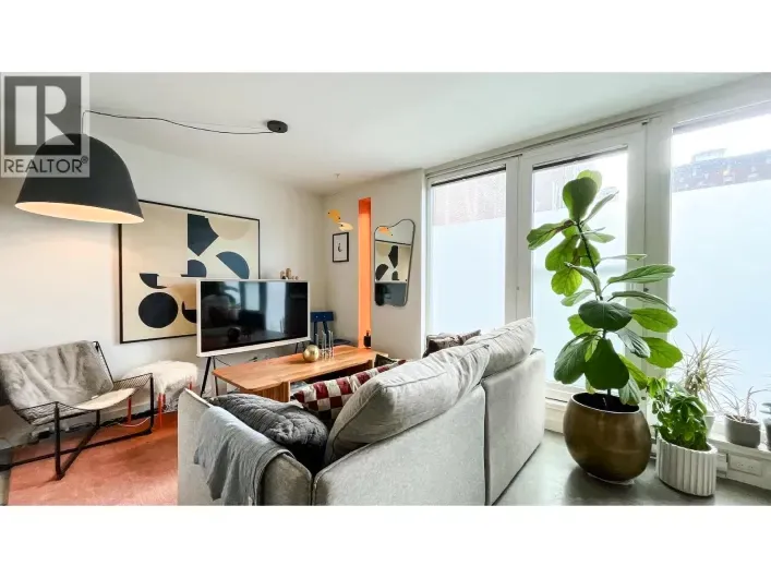 310 150 E CORDOVA STREET, Vancouver