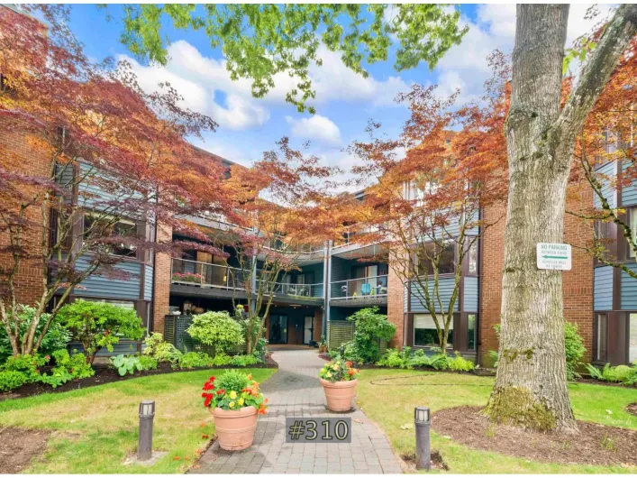 310 15300 17 AVENUE, Surrey