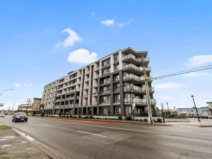 310 20360 LOGAN AVENUE, Langley