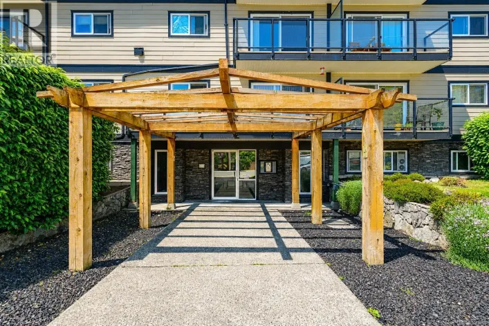 310 218 Bayview Ave, Ladysmith