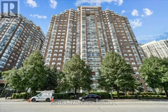 310 - 325 WEBB DRIVE, Mississauga