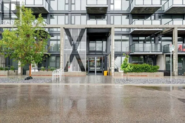 310, 327 9A Street NW, Calgary