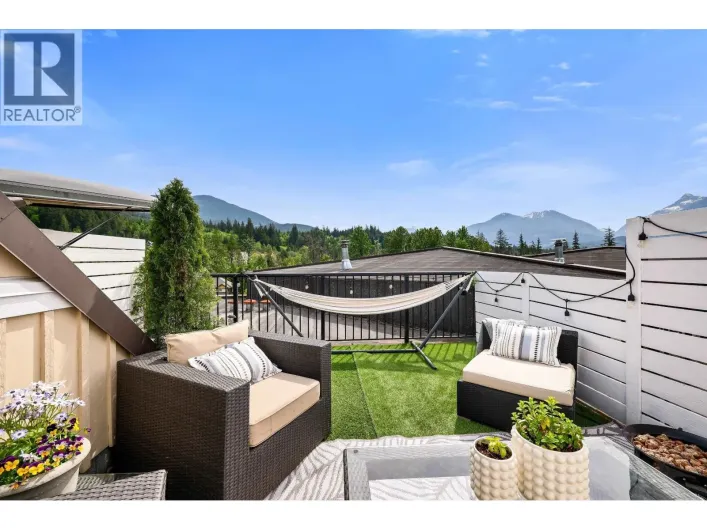 310 41105 TANTALUS ROAD, Squamish