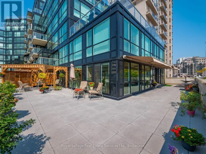 310 - 415 LOCUST STREET, Burlington