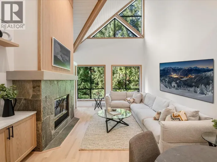 310 4821 SPEARHEAD DRIVE, Whistler