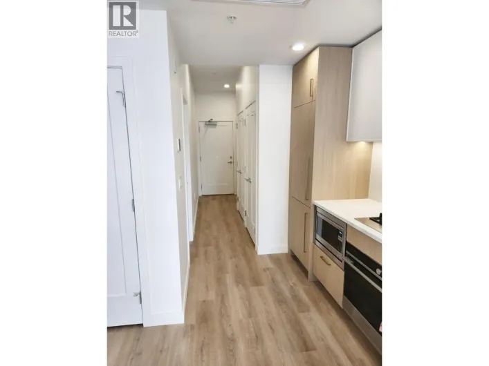 310 600 ROCHESTER AVENUE, Coquitlam