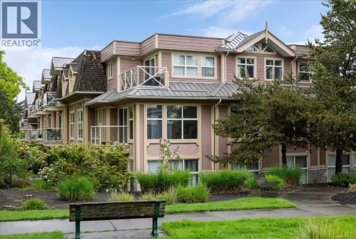 310 750 Memorial Ave, Qualicum Beach