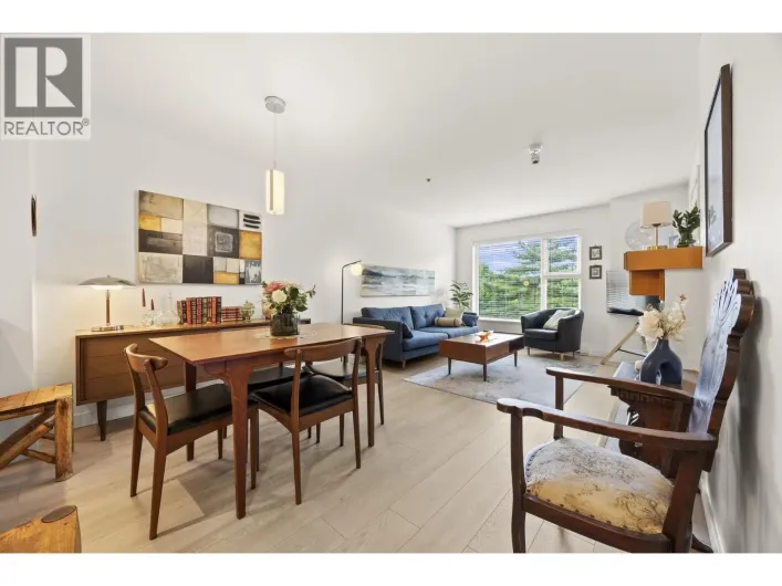 310 808 SANGSTER PLACE, New Westminster