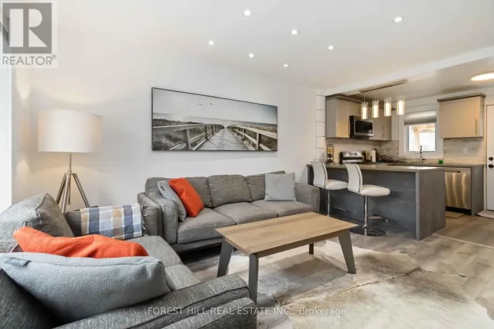 310 SENLAC ROAD, Toronto
