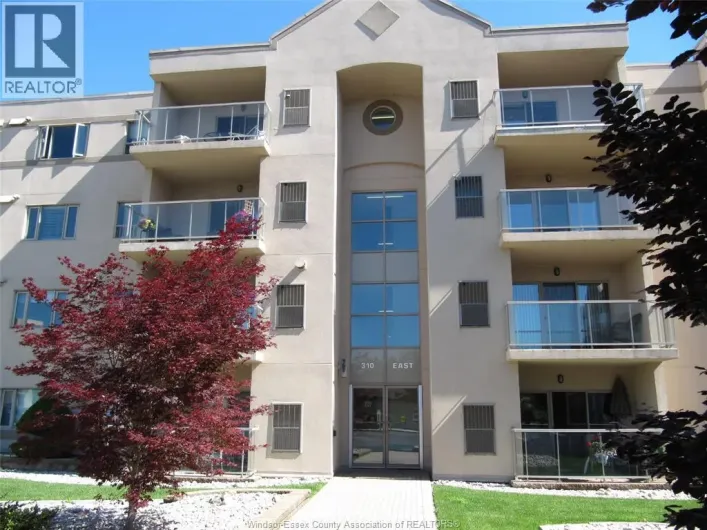 310 VILLAGE GROVE DRIVE Unit# 213, Tecumseh