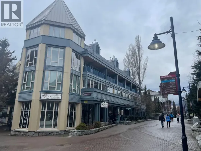 310 Week 1-4321 VILLAGE GATE BOULEVARD, Whistler