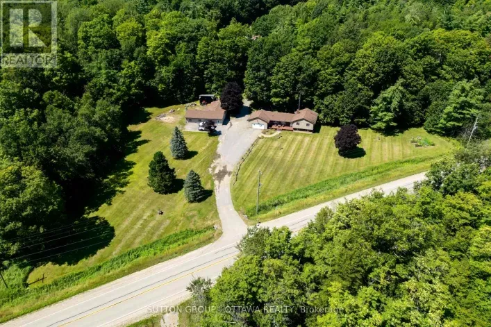 3100 HIGHWAY 32, Front of Leeds & Seeleys Bay