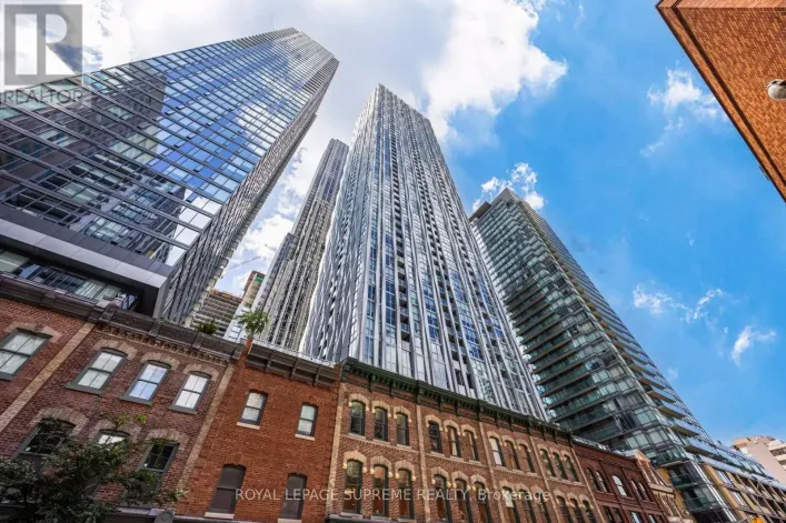 3102 - 1 YORKVILLE AVENUE, Toronto