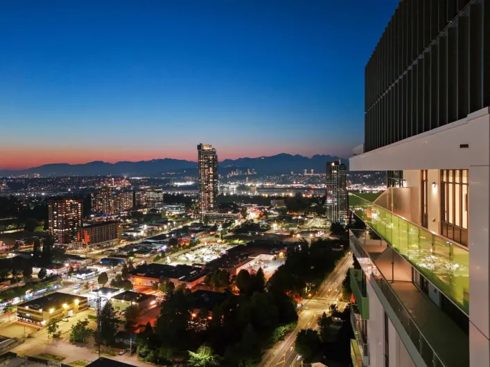 3102 10428 WHALLEY BOULEVARD, Surrey