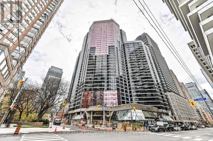 3104 - 1001 BAY STREET, Toronto
