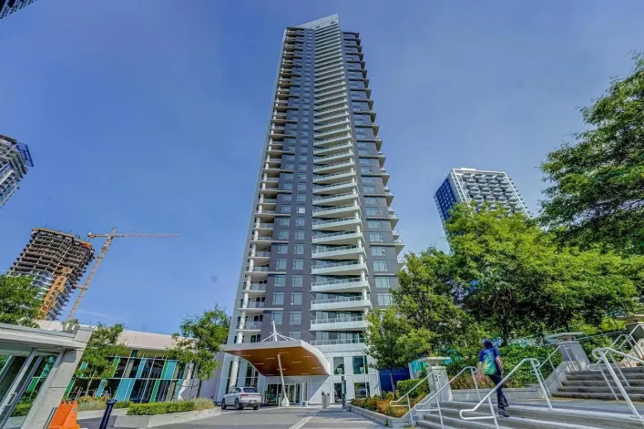 3104 9887 WHALLEY BOULEVARD, Surrey