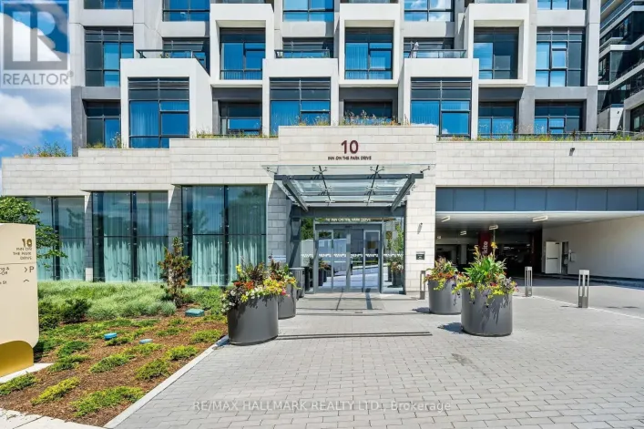3109 - 10 INN ON THE PARK DRIVE, Toronto