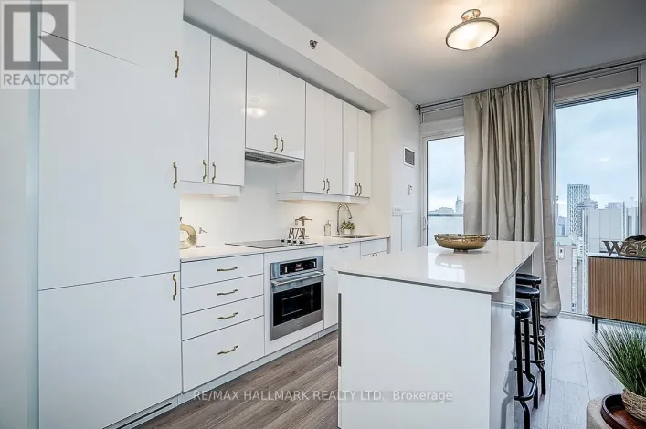 3109 - 426 UNIVERSITY AVENUE, Toronto