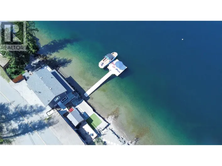 3109 East Lake Drive, Christina Lake