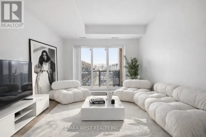 311 - 120 CANON JACKSON DRIVE, Toronto