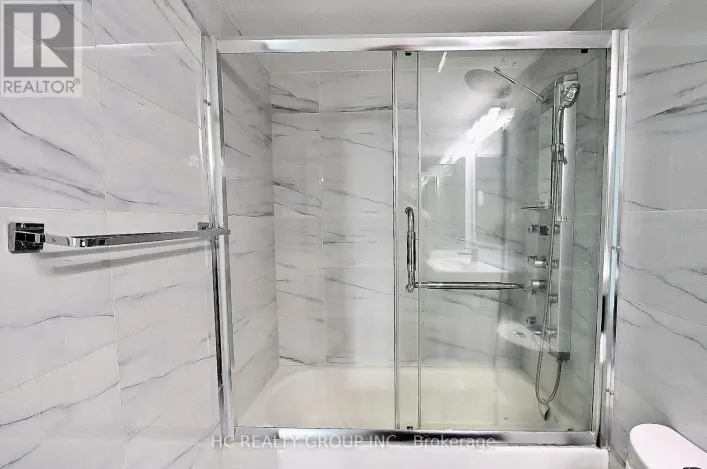 311 - 15 GREENVIEW AVENUE, Toronto