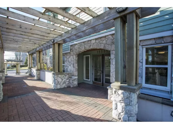 311 15555 16 AVENUE, Surrey