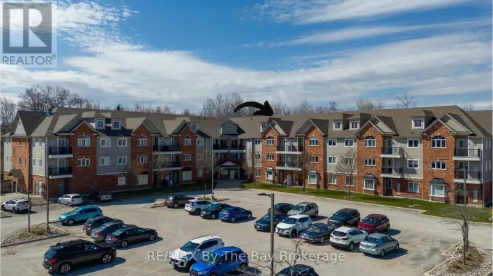 311 - 16 WESTBURY ROAD, Wasaga Beach