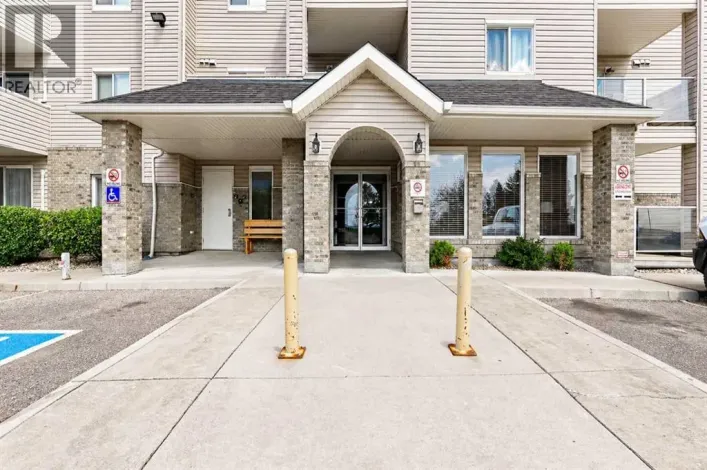 311, 1632 Saamis Drive NW, Medicine Hat