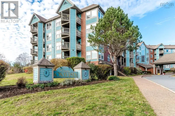 311 2 Lake Drive, Bedford