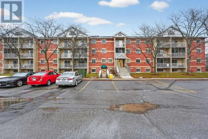 311 - 316 KINGSDALE AVENUE, Kingston