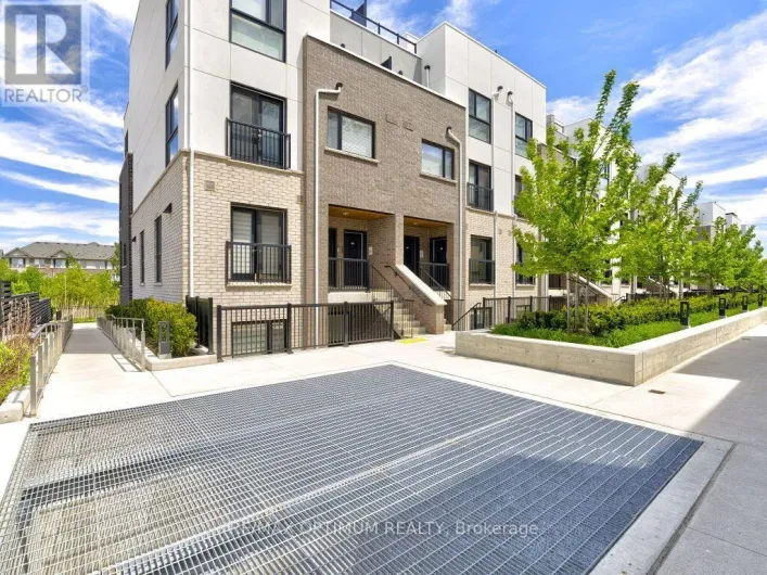311 - 349 WHEAT BOOM DRIVE, Oakville