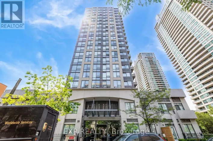 311 - 35 HOLLYWOOD AVENUE, Toronto