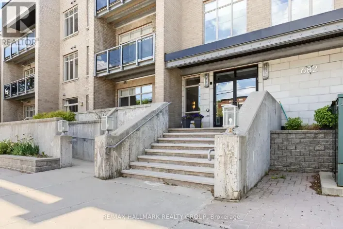 311 - 682 CHURCHILL AVENUE N, Ottawa