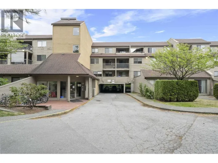 311 8120 COLONIAL DRIVE, Richmond