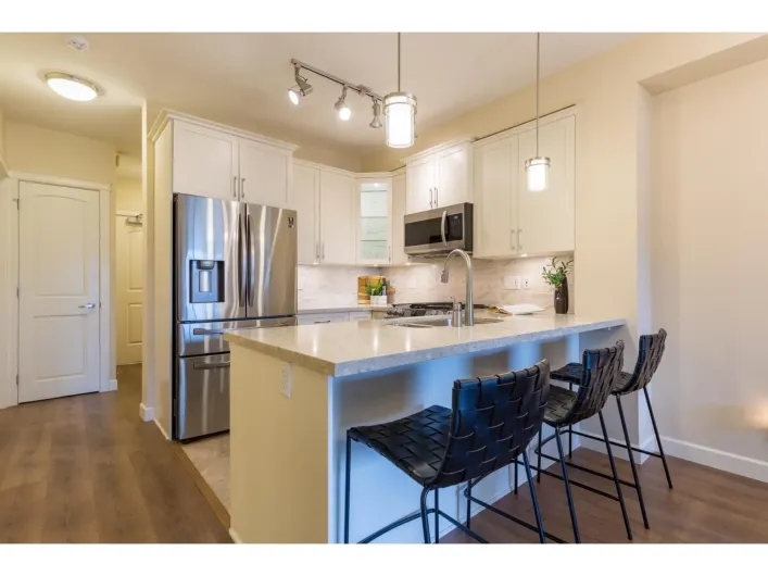 311 8561 203A STREET, Langley