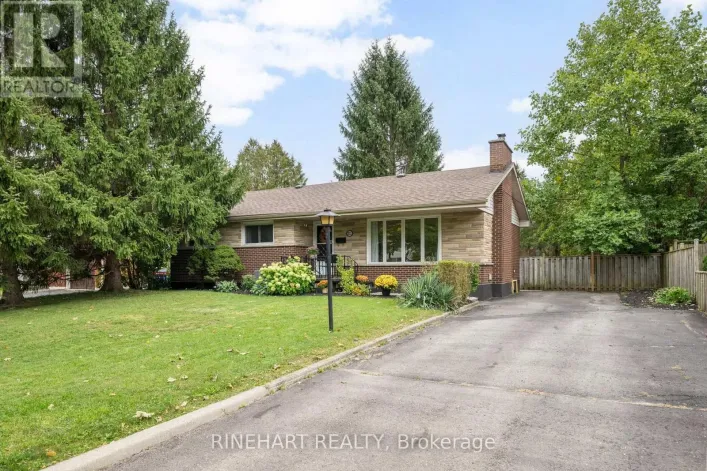 311 BURLINGTON CRESCENT, London South
