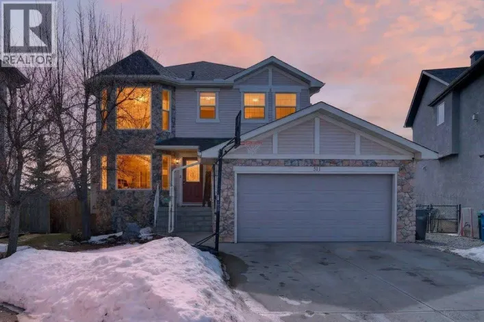 311 Crystal Shores View, Okotoks