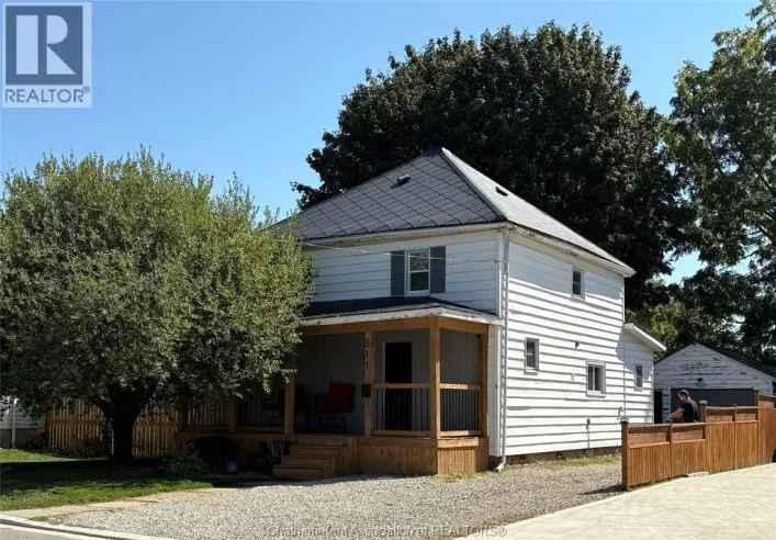 311 GILLARD STREET, Wallaceburg