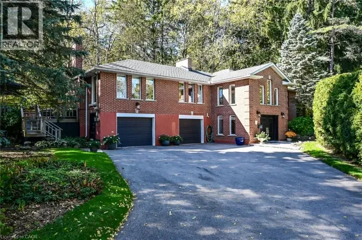 311 GOLF LINKS Road, Ancaster