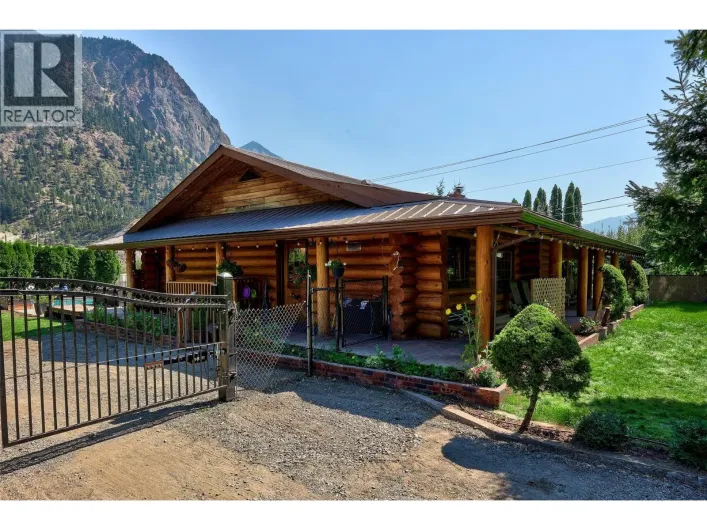 311 HOLLYWOOD Crescent, Lillooet