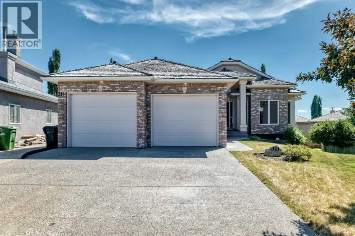 311 Royal Crest Bay NW, Calgary
