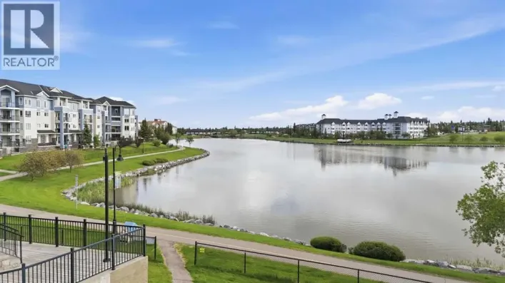 3110, 10 Country Village Park NE, Calgary